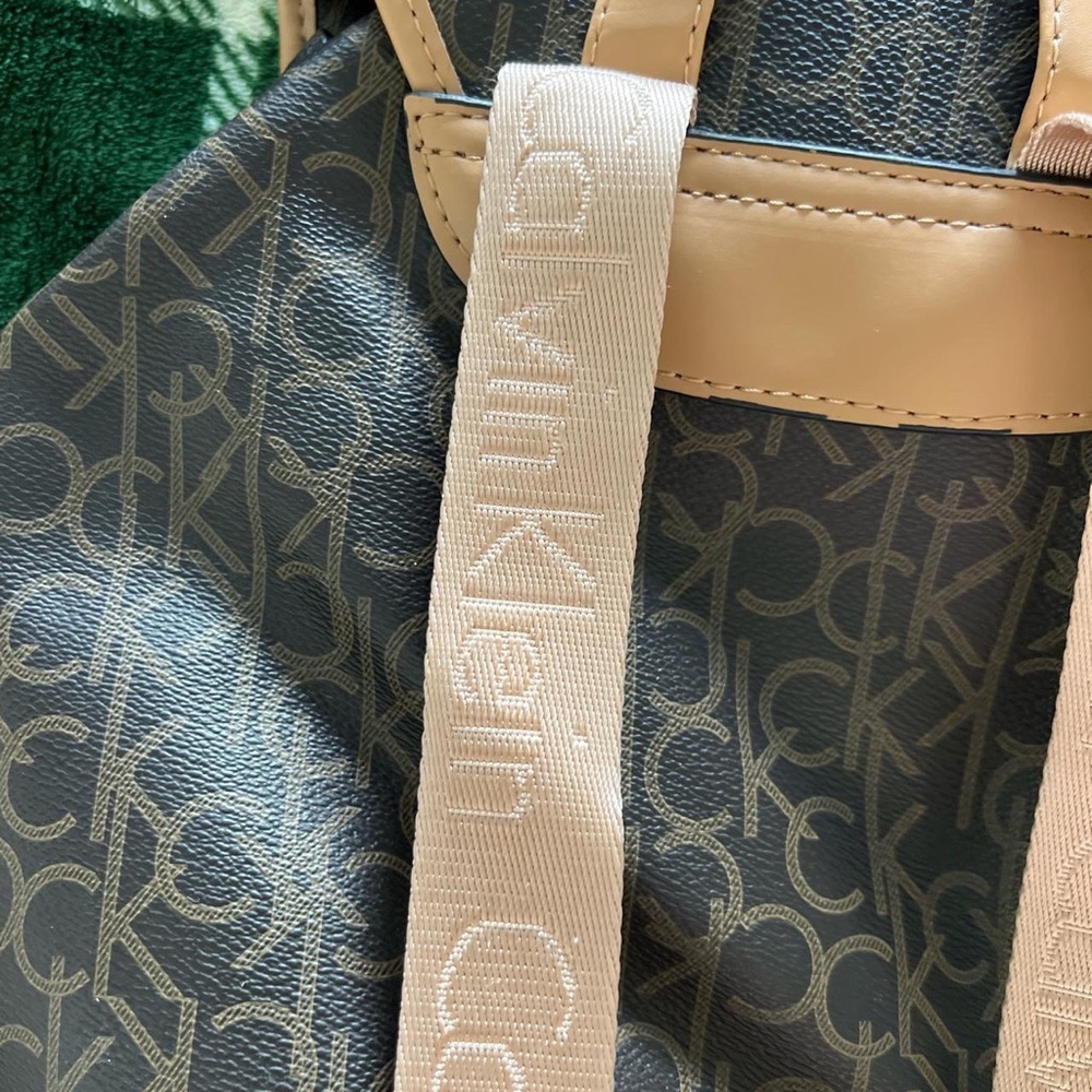 Calvin Klein backpack - Picture 3 of 4